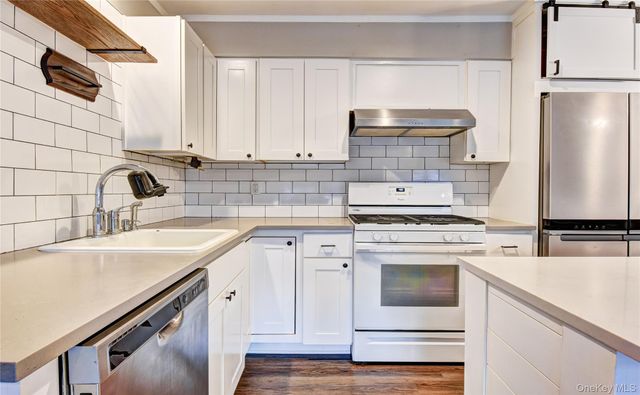 60 The Rise, Warwick, NY 10990