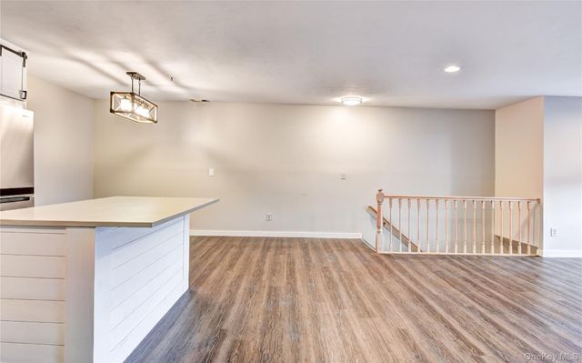 60 The Rise, Warwick, NY 10990