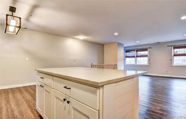 60 The Rise, Warwick, NY 10990