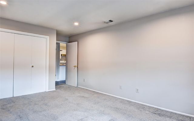 60 The Rise, Warwick, NY 10990