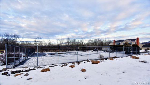 60 The Rise, Warwick, NY 10990