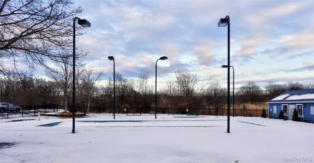 60 The Rise, Warwick, NY 10990