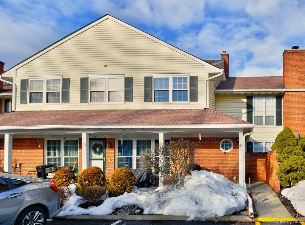 60 The Rise, Warwick, NY 10990