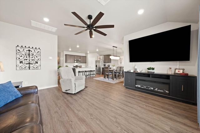 10345 NW 26th Street, Yukon, OK 73099