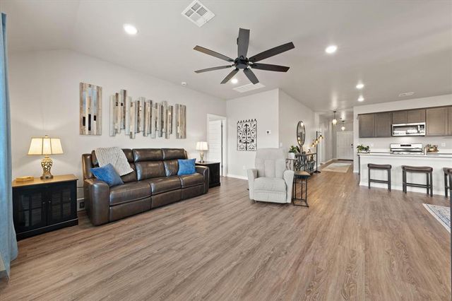 10345 NW 26th Street, Yukon, OK 73099