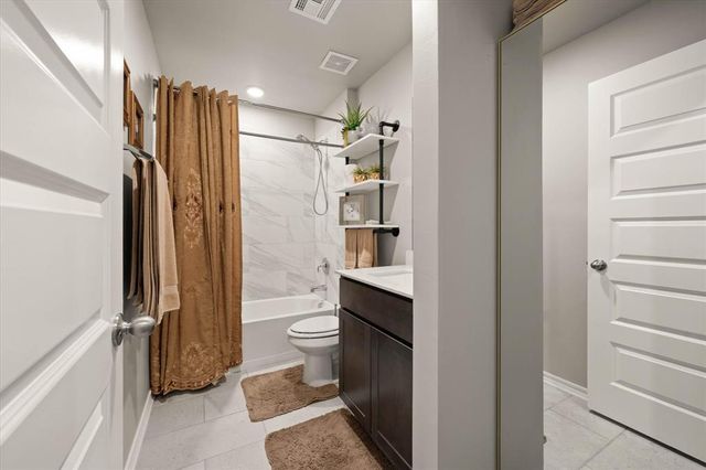 10345 NW 26th Street, Yukon, OK 73099