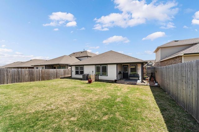 10345 NW 26th Street, Yukon, OK 73099