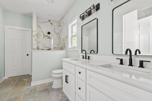 140 Jackson Blvd, St Augustine, FL 32095