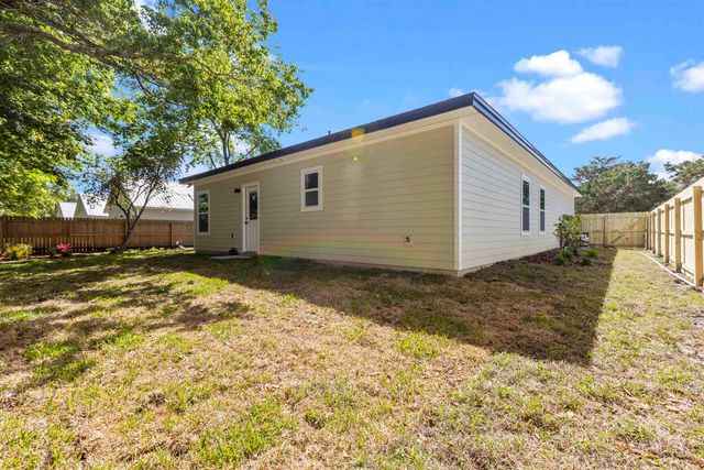 140 Jackson Blvd, St Augustine, FL 32095