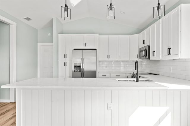 140 Jackson Blvd, St Augustine, FL 32095