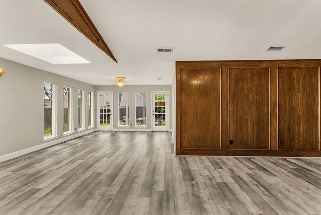 1005 Nottingham Drive, Carrollton, TX 75007