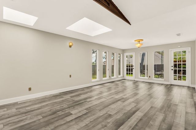 1005 Nottingham Drive, Carrollton, TX 75007