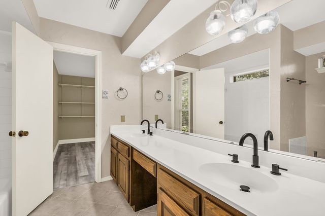 1005 Nottingham Drive, Carrollton, TX 75007