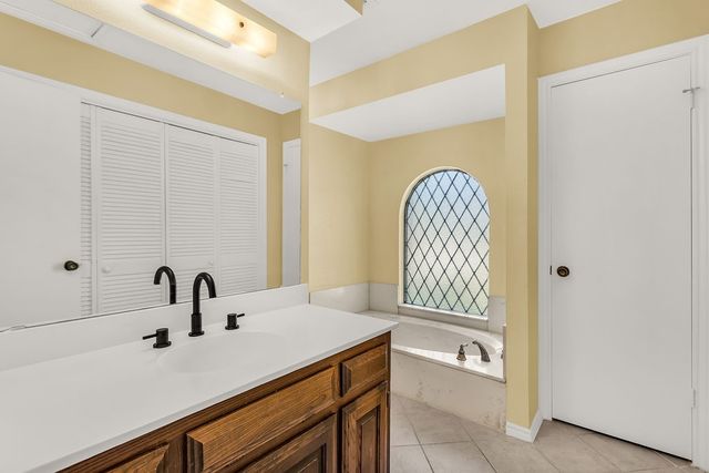 1005 Nottingham Drive, Carrollton, TX 75007