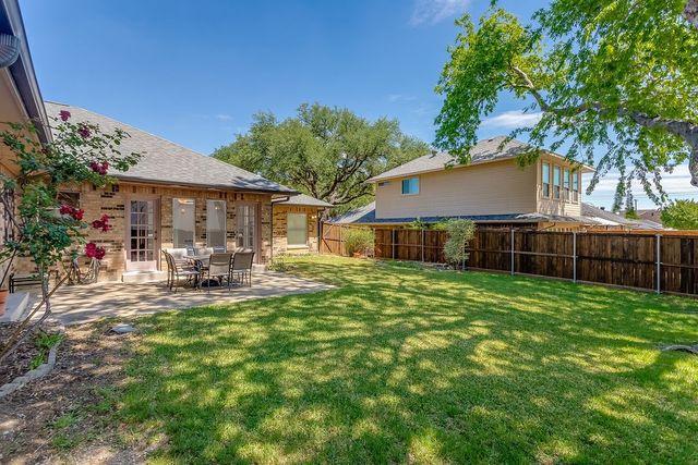 1005 Nottingham Drive, Carrollton, TX 75007