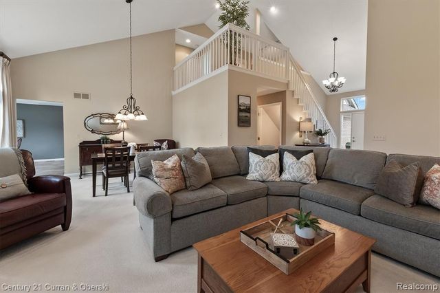 781 Pheasant Run West Drive, Wixom, MI 48393