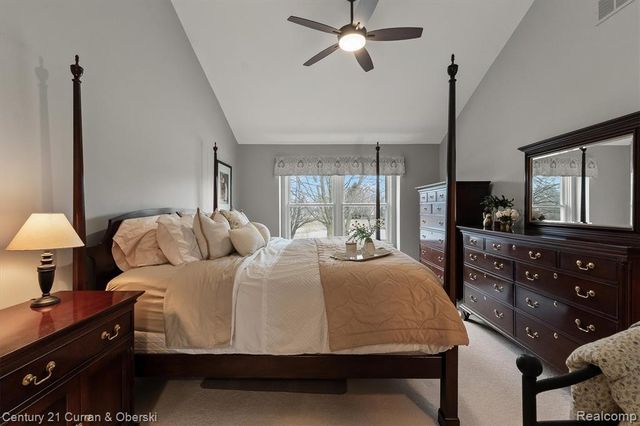 781 Pheasant Run West Drive, Wixom, MI 48393