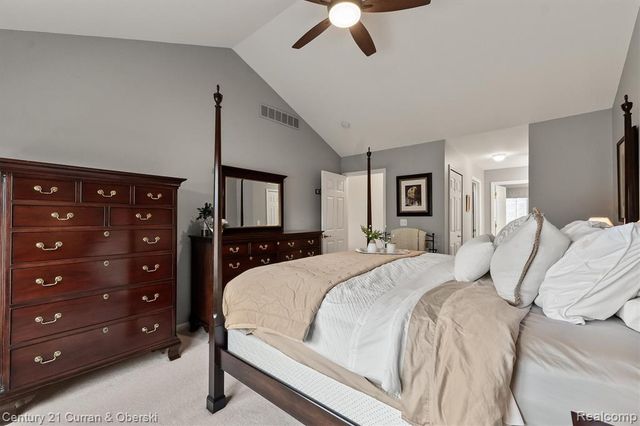 781 Pheasant Run West Drive, Wixom, MI 48393