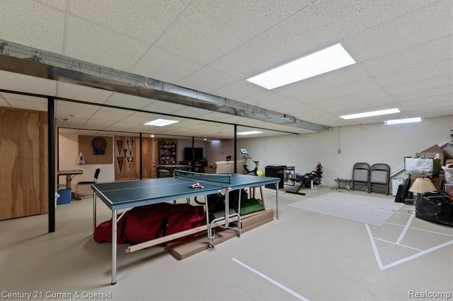 781 Pheasant Run West Drive, Wixom, MI 48393