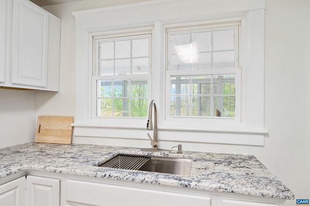 4973 RICHMOND RD, Keswick, VA 22947