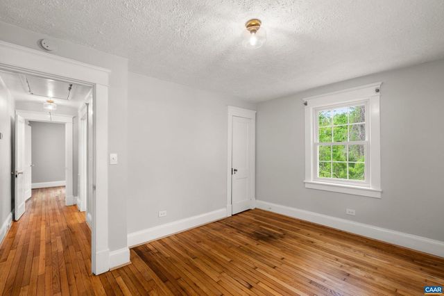 4973 RICHMOND RD, Keswick, VA 22947