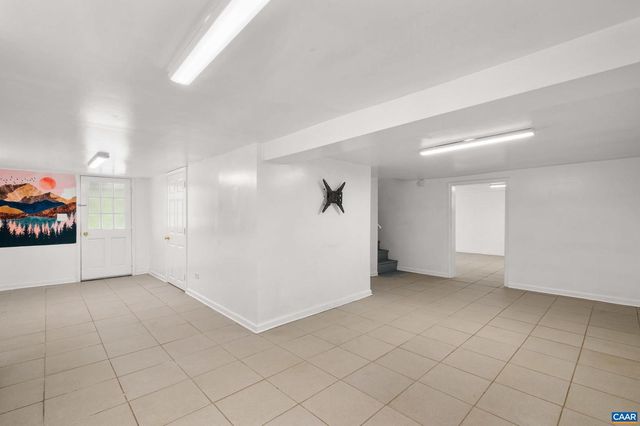 4973 RICHMOND RD, Keswick, VA 22947