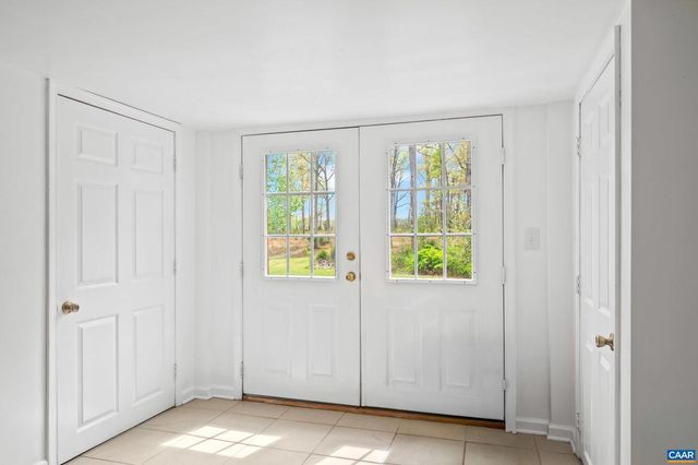 4973 RICHMOND RD, Keswick, VA 22947