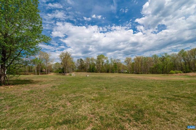 4973 RICHMOND RD, Keswick, VA 22947