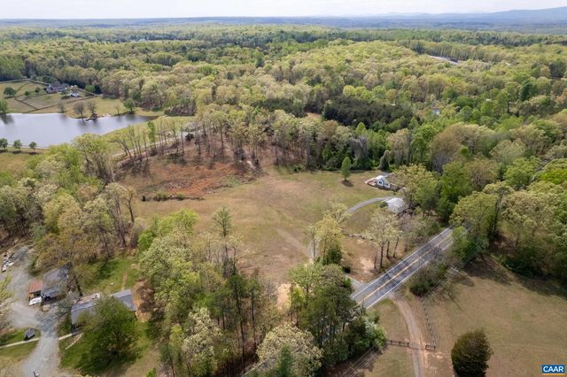 4973 RICHMOND RD, Keswick, VA 22947