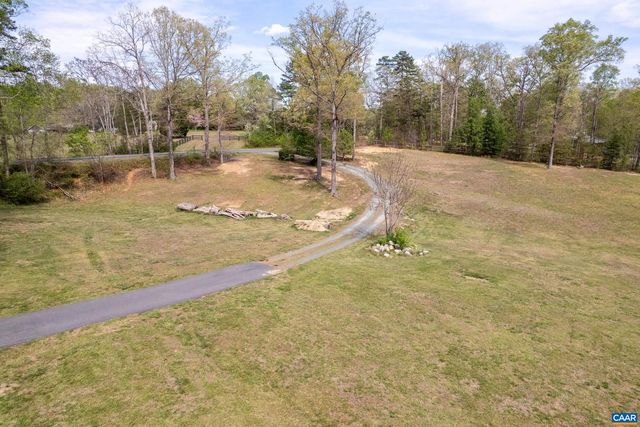 4973 RICHMOND RD, Keswick, VA 22947