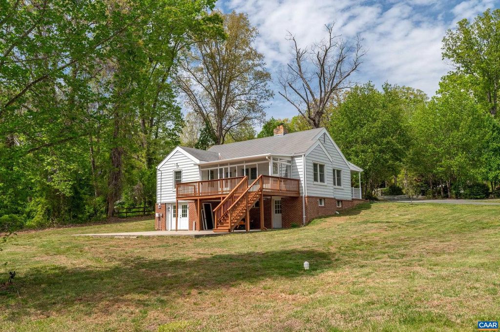 4973 RICHMOND RD, Keswick, VA 22947