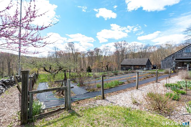 29 Spencer Road, Haddam, CT 06441