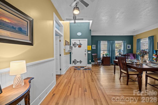 1223 S Lafayette Street, Shelby, NC 28152
