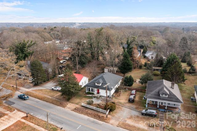 1223 S Lafayette Street, Shelby, NC 28152