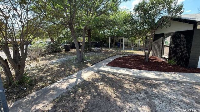 5207 Hemphill DR, San Antonio, TX 78228