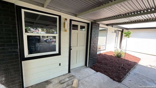 5207 Hemphill DR, San Antonio, TX 78228