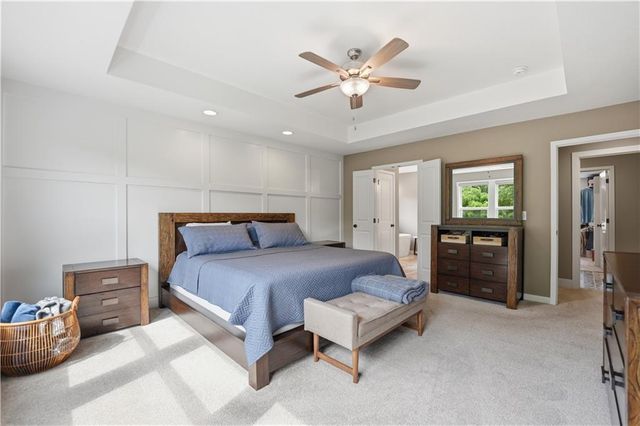 7190 N National Drive, Parkville, MO 64152