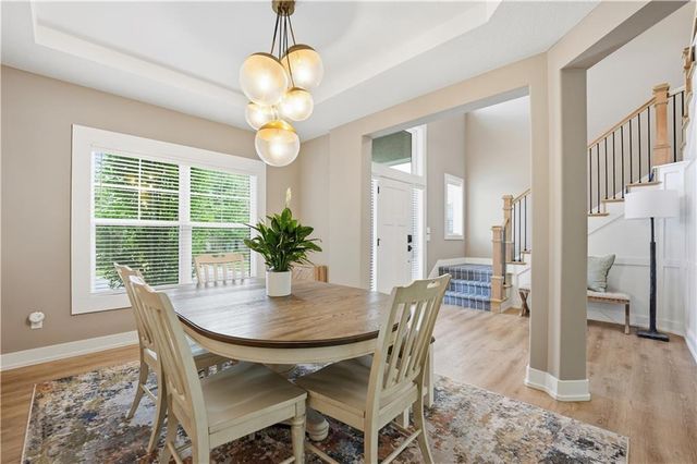 7190 N National Drive, Parkville, MO 64152