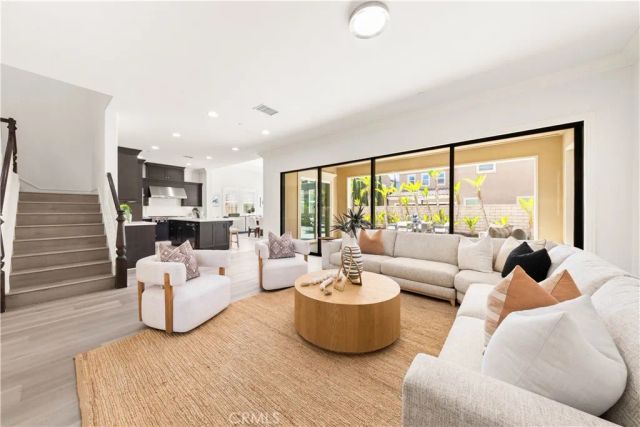 17 Swift, Lake Forest, CA 92630