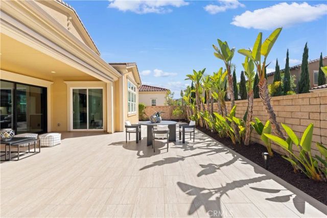 17 Swift, Lake Forest, CA 92630