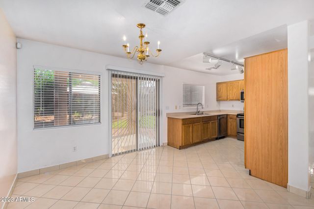 1525 W BURGESS Lane, Phoenix, AZ 85041