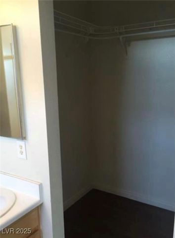 9076 Quarrystone Way, Las Vegas, NV 89123