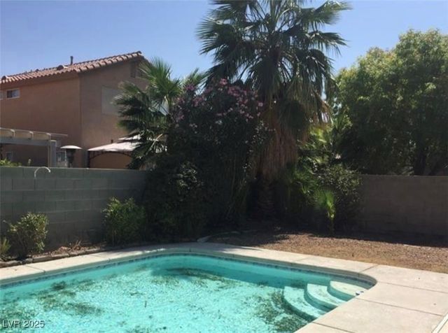 9076 Quarrystone Way, Las Vegas, NV 89123