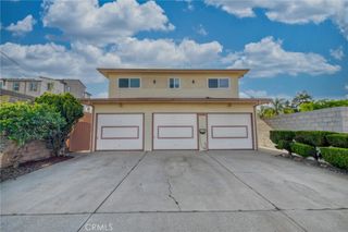 12711 Grevillea Avenue C, Hawthorne, CA 90277