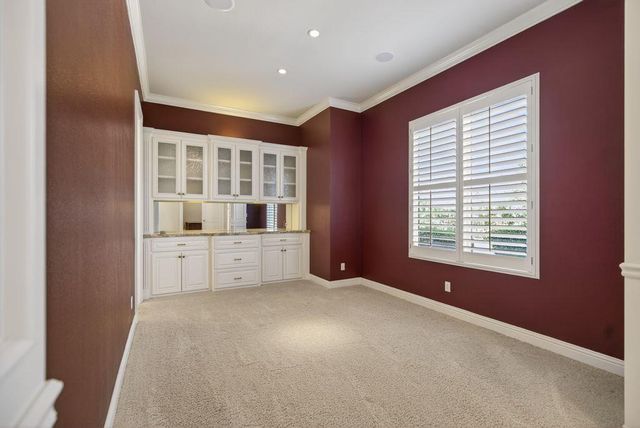 2184 Heritage Dr, Roseville, CA 95678