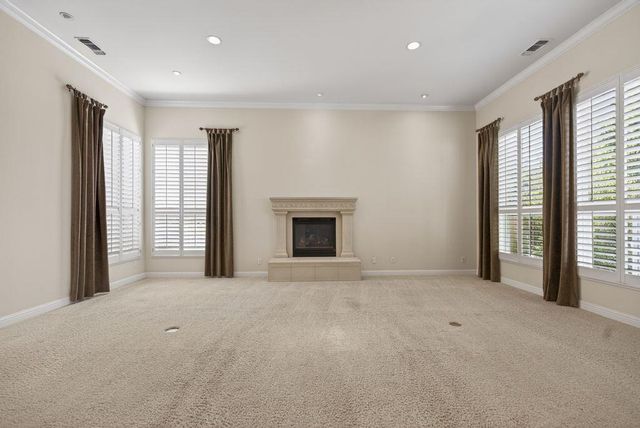 2184 Heritage Dr, Roseville, CA 95678