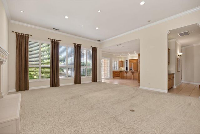 2184 Heritage Dr, Roseville, CA 95678