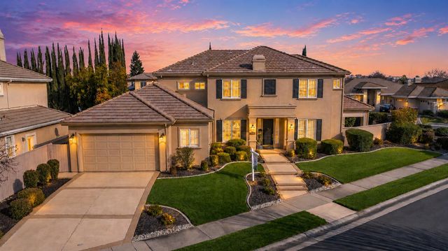2184 Heritage Dr, Roseville, CA 95678
