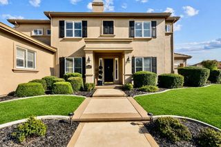 2184 Heritage Dr, Roseville, CA 95678
