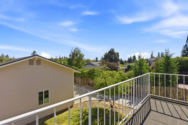 375 Alameda De Las Pulgas, Redwood City, CA 94062